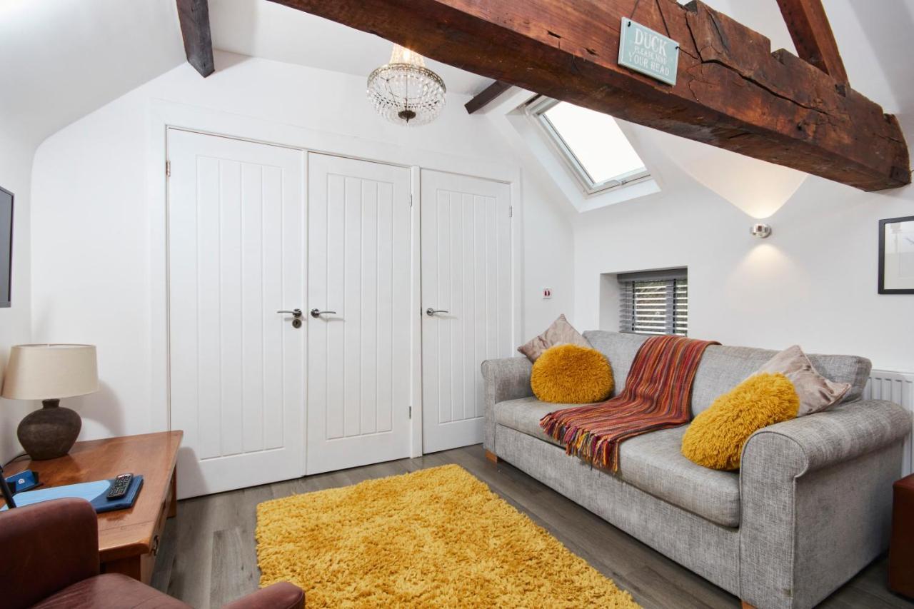 The Nutcracker Suite - Self Check-In, Self-Catering Apartment For East Midlands Airport 케그워스 외부 사진